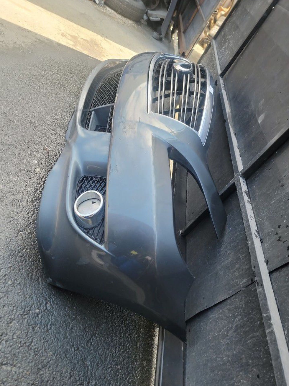 Miniatura: 2011-2014 Infiniti M56 M37 Front Bumper Assembly $650