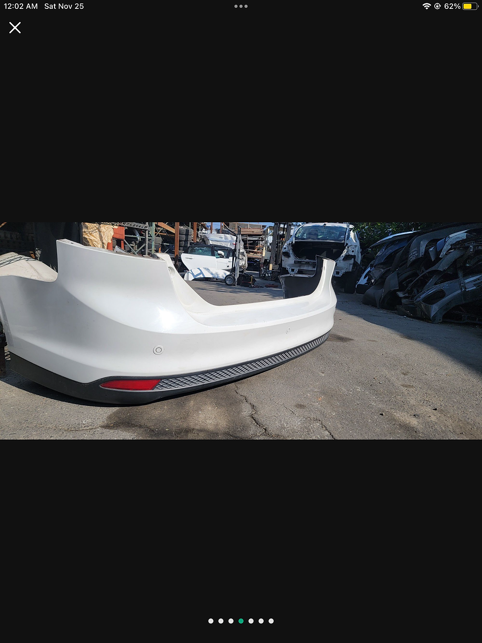 Miniatura: 12/14 Ford Focus Rear Bumper Assbly OEM Censor Type $400