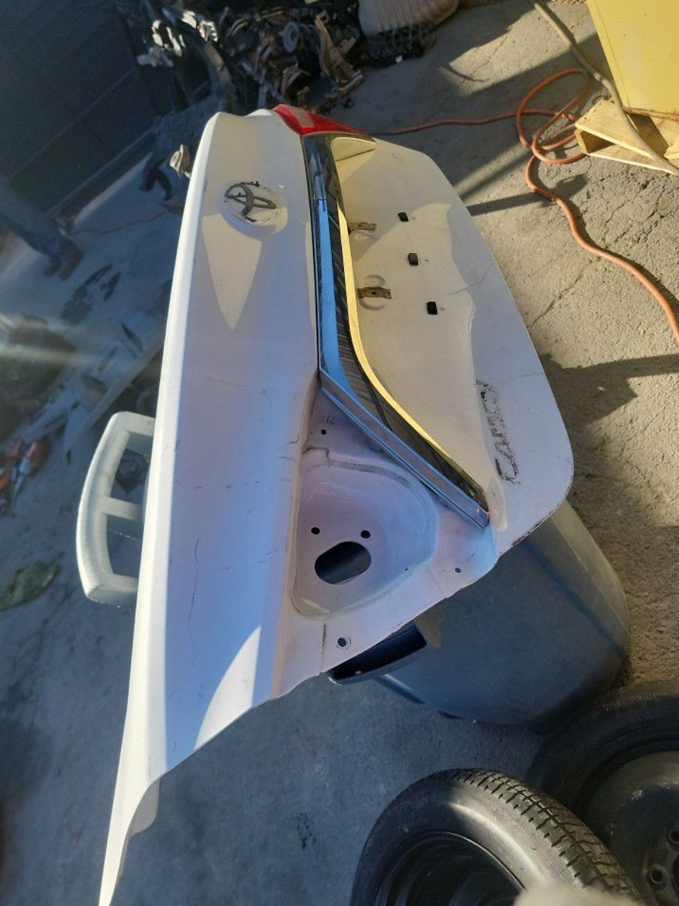 Thumbnail: 2015-2017 Toyota Camry trunk LID $400