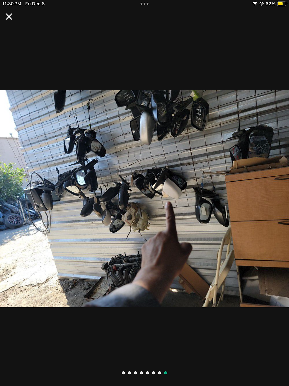 Miniatura: 13/15/19 Nissan Sentra Mirrors Right $100 Left $100