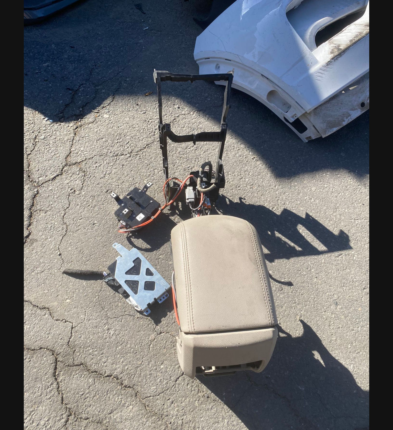 2016 Ford CMAX Center Console Assembly $400