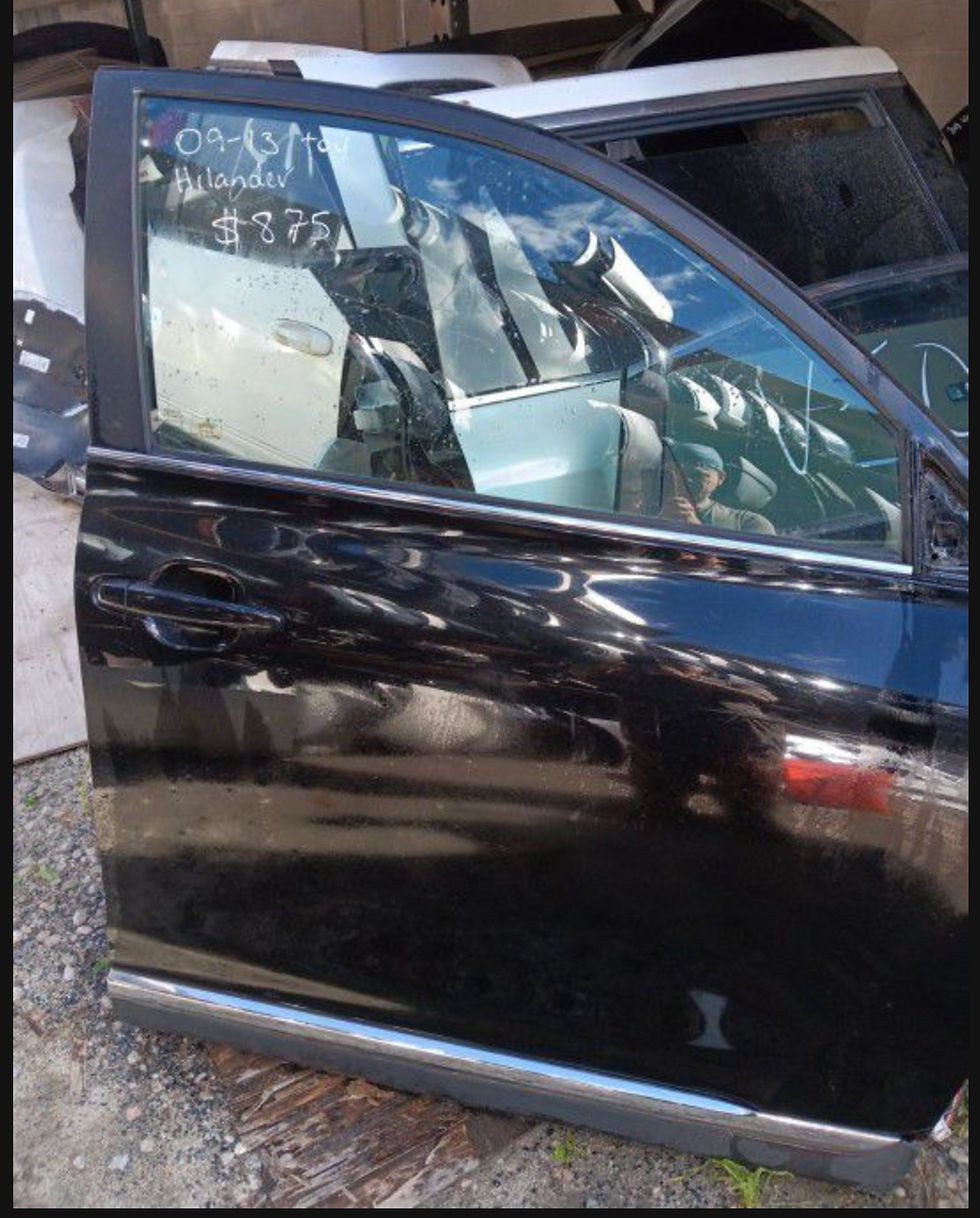 Miniatura: 2010-2015 Toyota Hylander Right Front Door $775 Rear $650