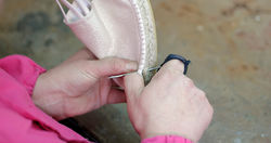 Hand Stitching - Punto Ojal