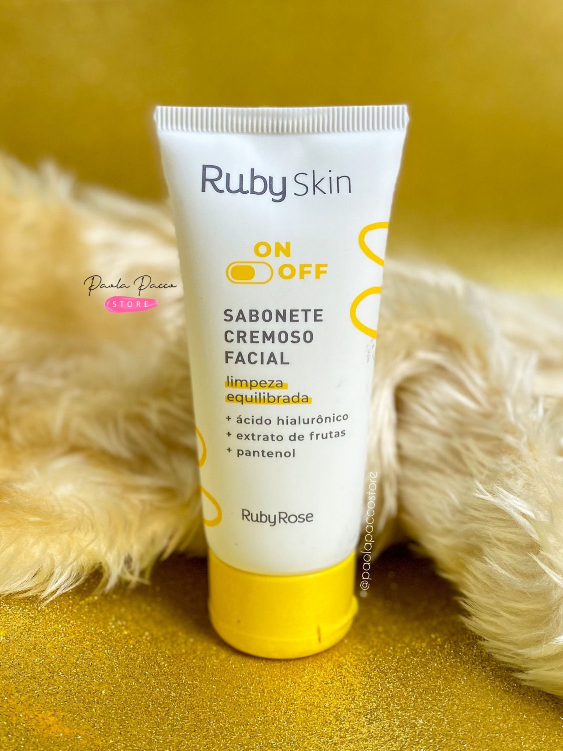 Sabonete cremoso facial | On + Off | Ruby Rose
