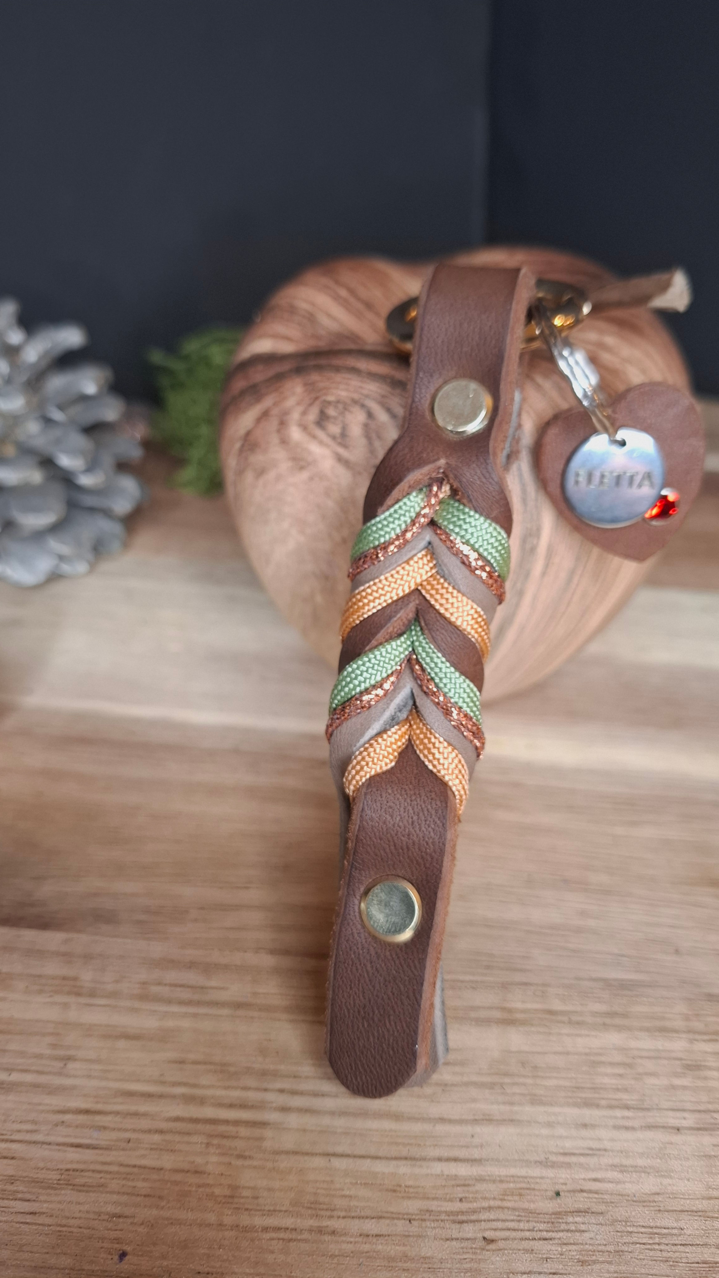 Schlüsselanhänger FINA