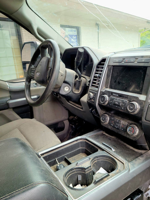 Interior Extreme Detail Ford F-250