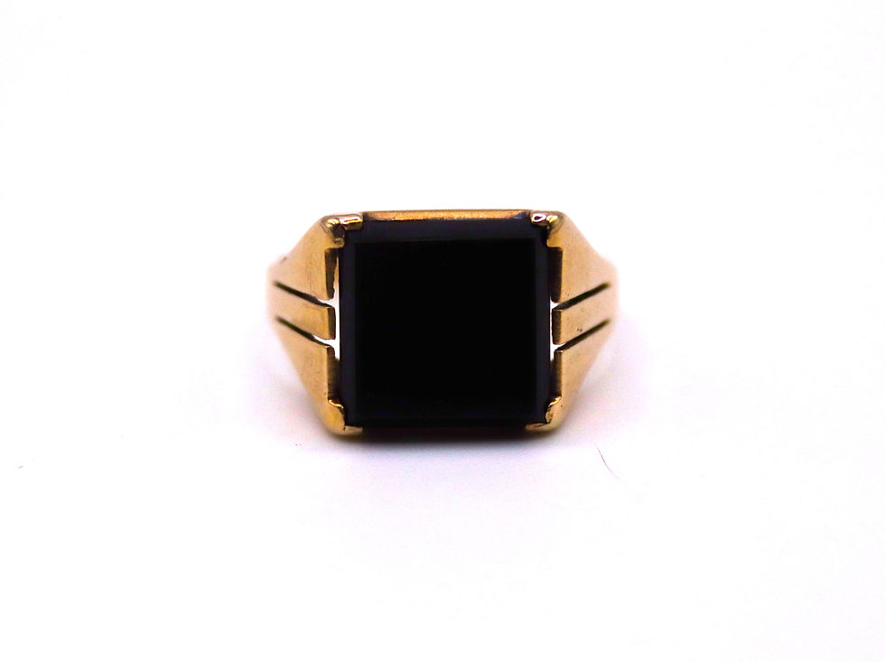 9ct Gold Square Signet Ring with Black Onyx (Hallmark 1962)