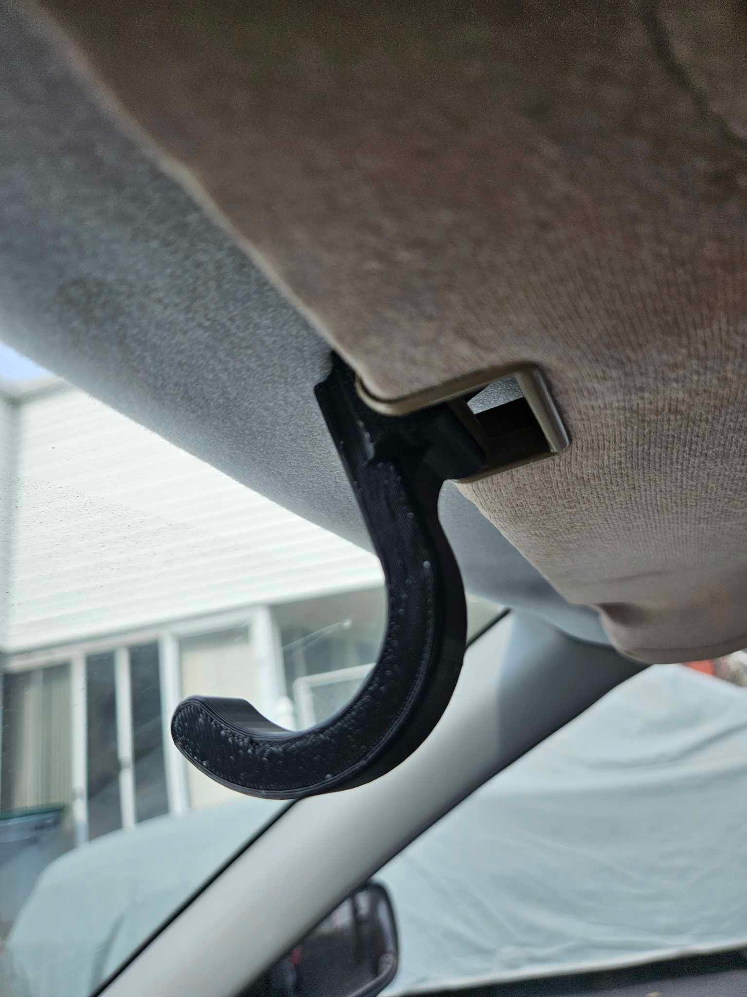 B13/B14 Steering Wheel Hook/Sunvisor Clip