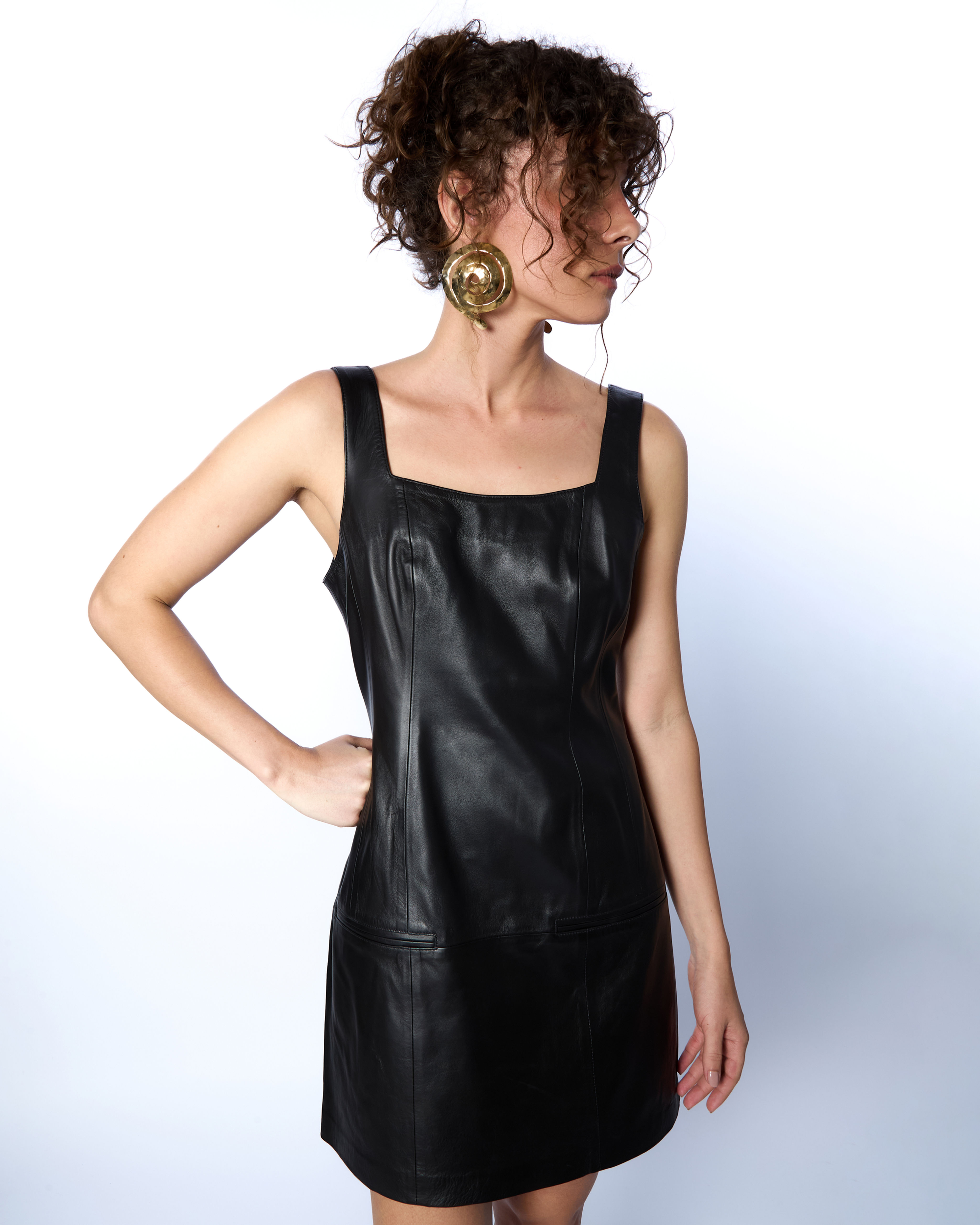 VESTIDO MINI CLÁSSICO