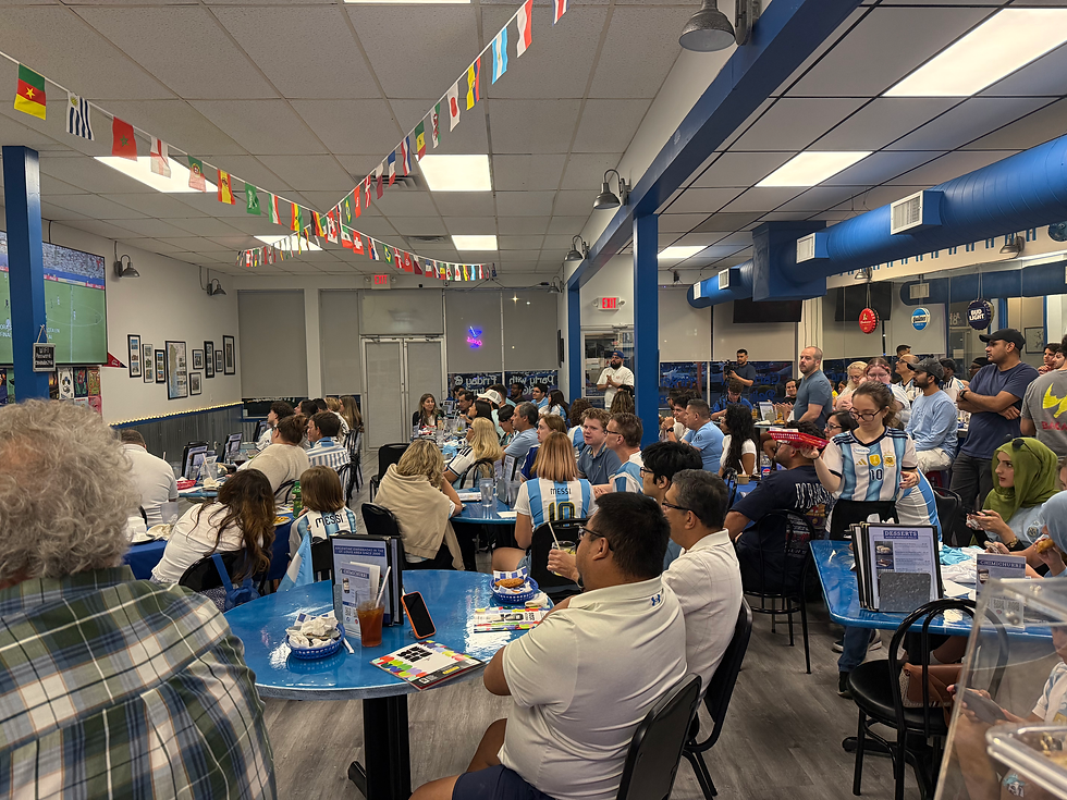 Fanaticos se dieron cita en Tango Argentina food de St. Charles, Missouri