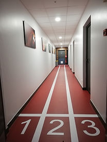 Couloir_d'accès_aux_salles_IMS.jpg