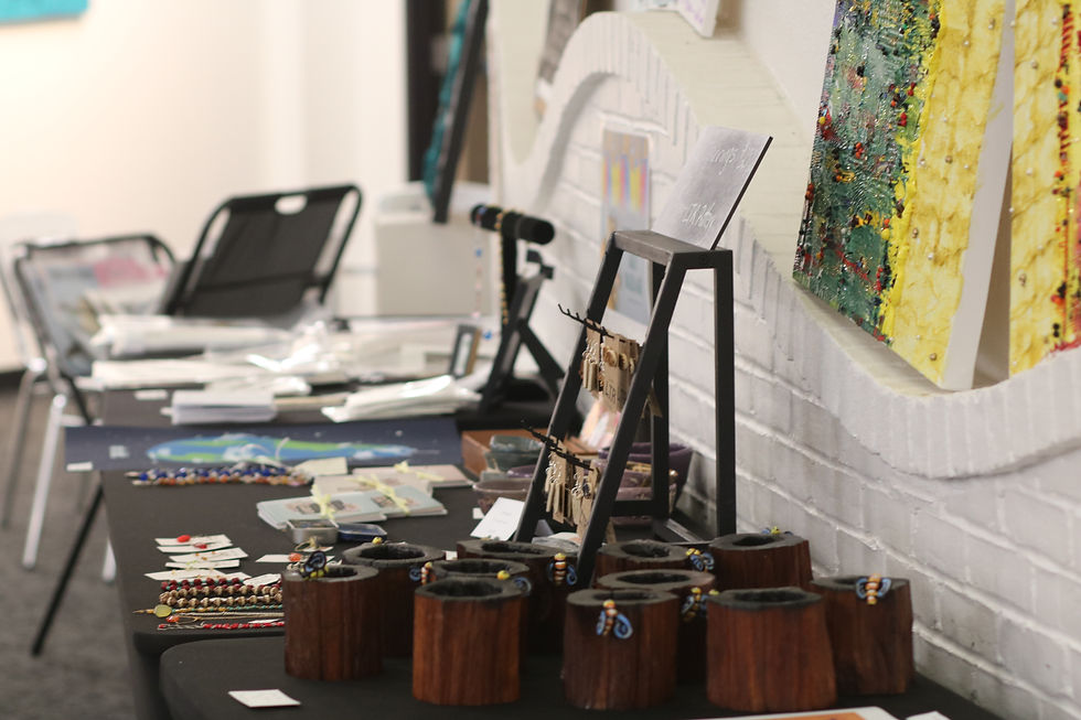 Watkins College of Art Holds Annual Holiday Art Bazaar