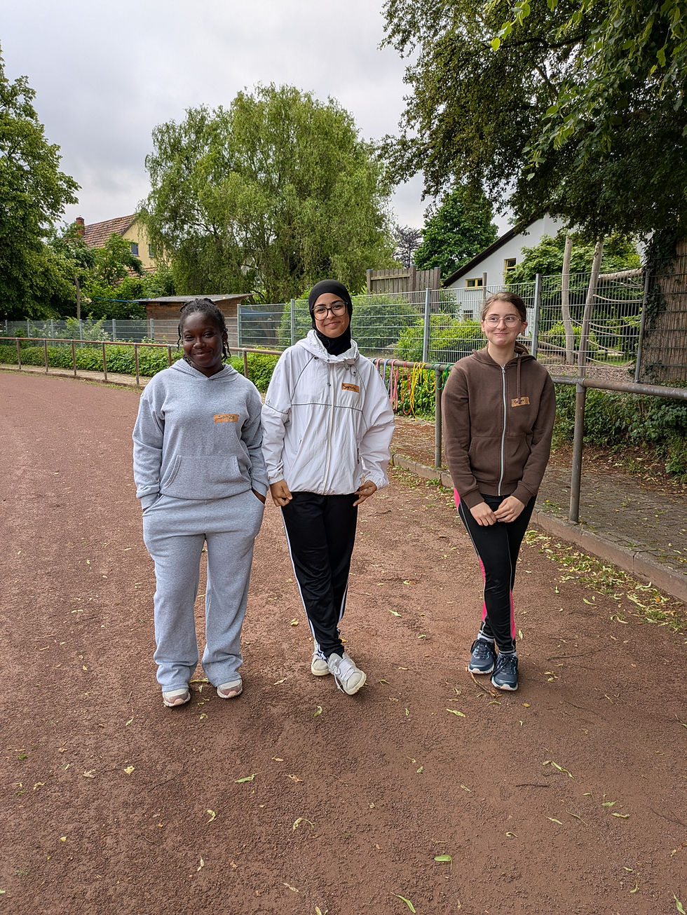 SporthelferInnen unterstützen das Sportfest der Grundschule Gohfeld