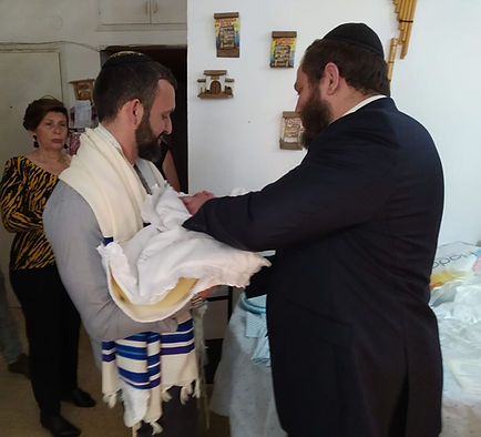 Mohel Rabbi Shlomo Golish Bris Circumcision in New Jersey_edited.jpg