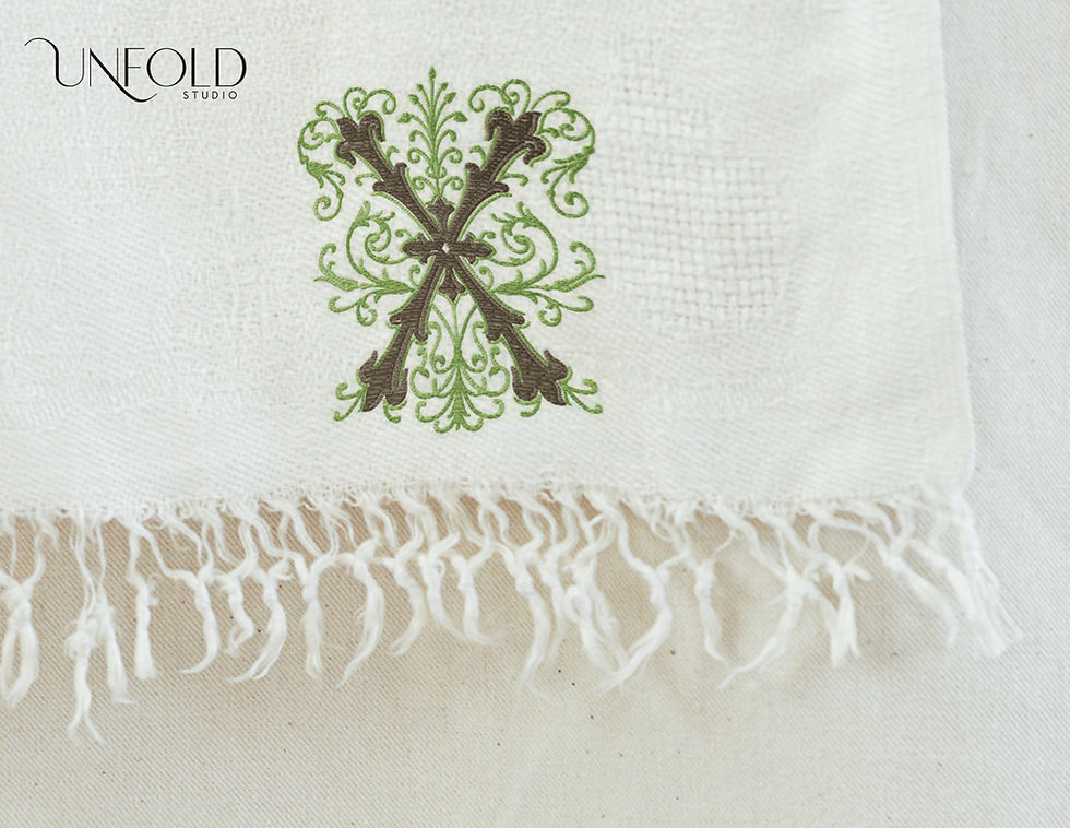 Thumbnail: Decorative letter “X” featuring intricate swirls and scrolls, designed for embroidery