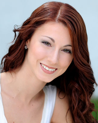 Stephanie Paquet Headshot.jpg
