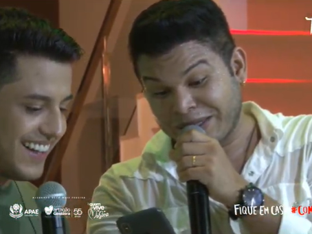 Em live com Tierry, Kevi Jonny afirma que não vê problema em ficar com fãs