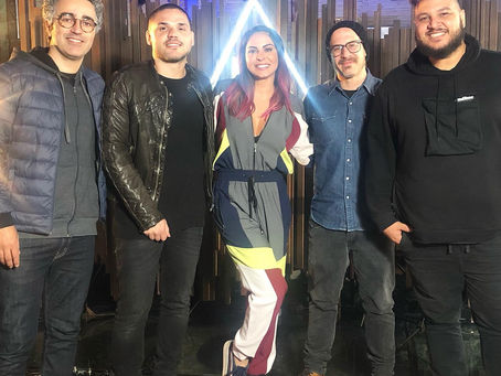 Alinne Rosa canta sucesso de Pitty no projeto ANALAGA; assista ao clipe