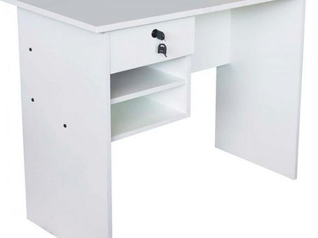 Office Decoration with the Best Desks in Dubai