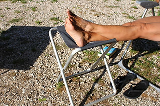 Der Wohnmobil Hocker, Beistelltisch.Tipps, Tricks und Erfahrungen unserer Wohnmobilreisen. Nützliche Ausstattungsgegenstände bei einer Wohnmobil Reise.
