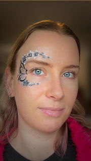Soft and subtle face art personalized to the atmosphere of your wedding