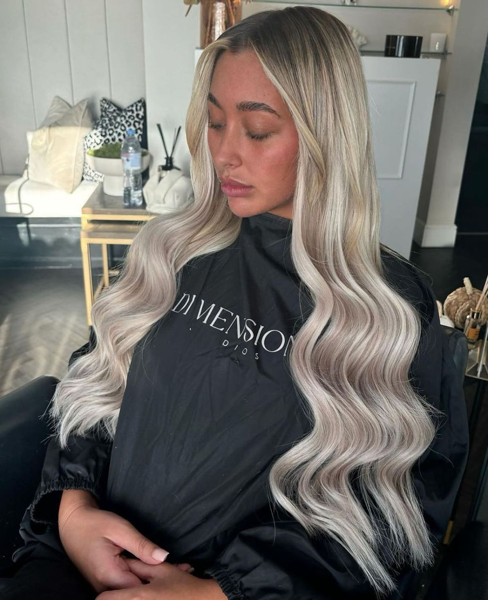 Model wearing EOS Extensions