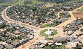 Imagina que Moises quer atravessar o Mar Vermelho em Cotriguaçu