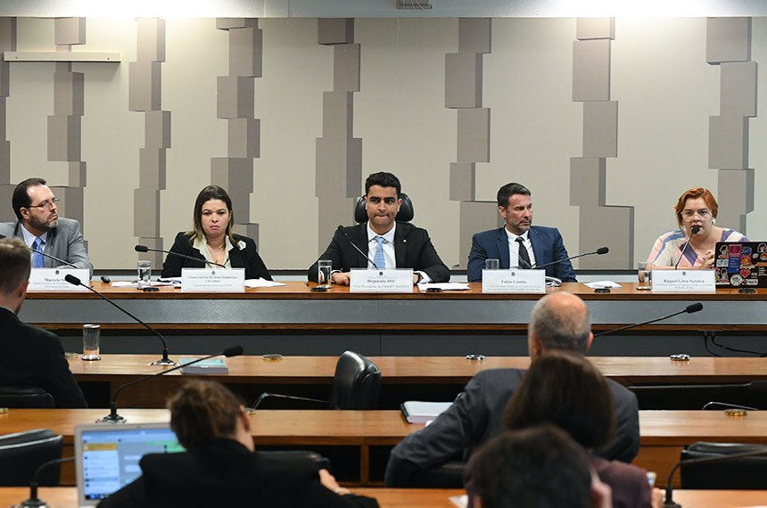 Mudança de regras para a proteção de dados pessoais tem impacto sobre o setor de saúde, dizem especi