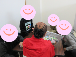 毛糸でコースターを作ったよ