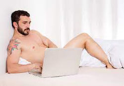ManAtComputer2