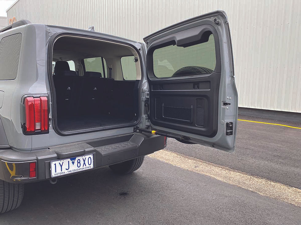 The swing-out tailgate is a great choice, complete with door-mounted spare wheel, providing an extra level of practicality