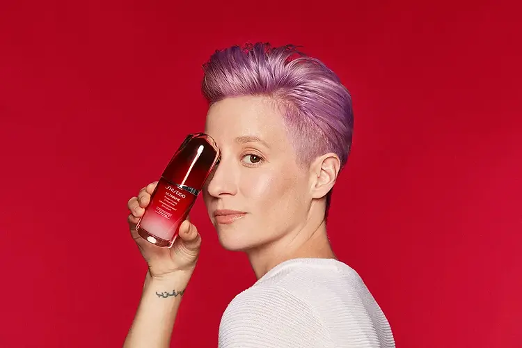 UTM_Model_Photo_BTS_MeganRapinoe_03_uncropped_21AW.webp