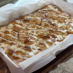 Cinnamon Roll Pull-Apart Focaccia