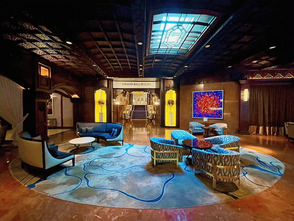 The plush & textured lobby