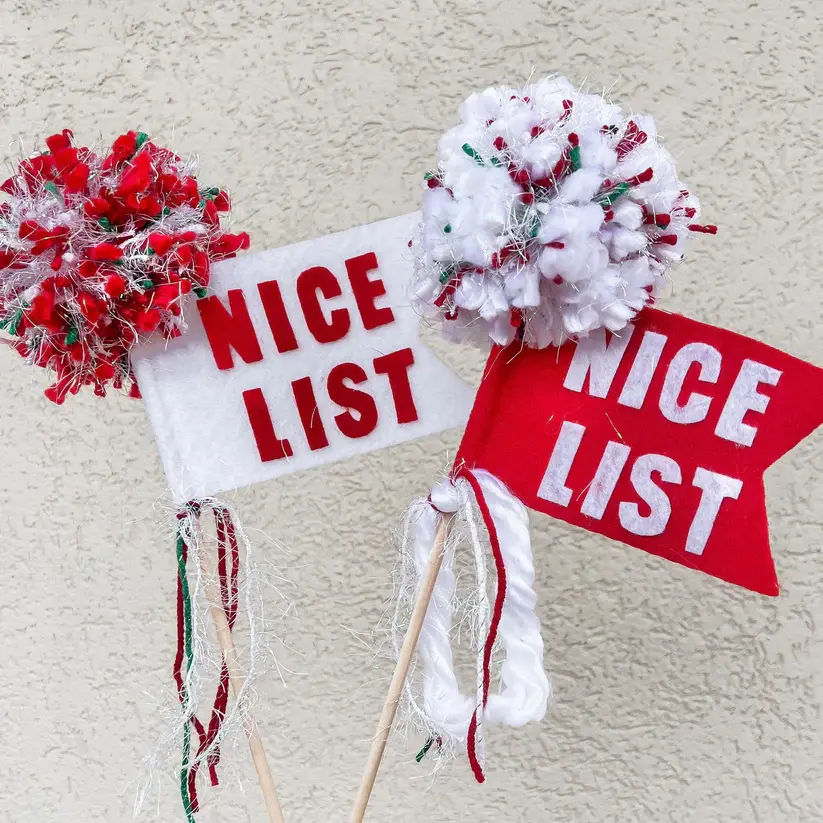 Thumbnail: Holiday Pennants