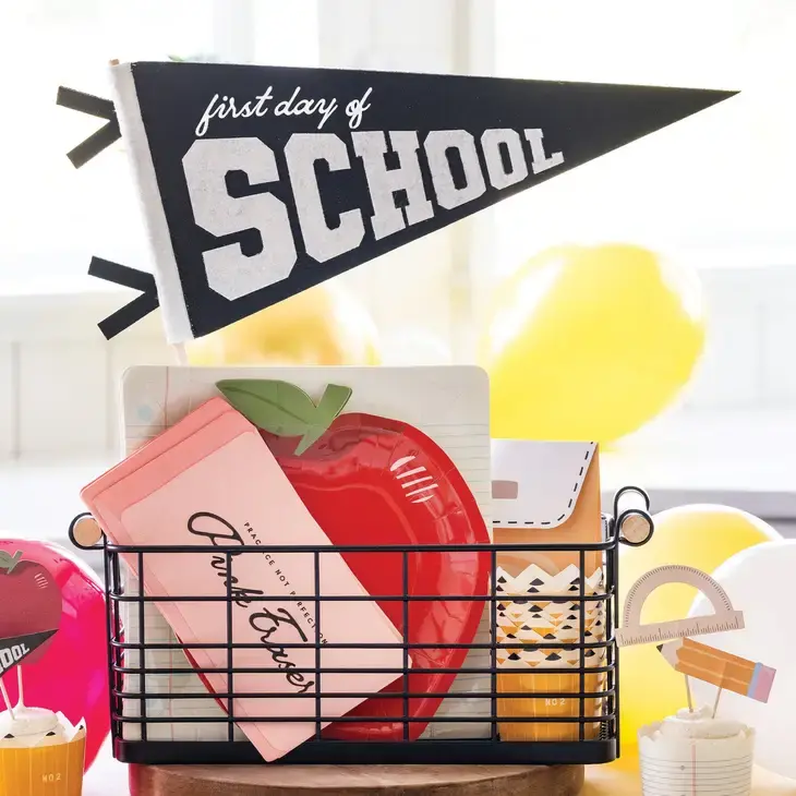 Thumbnail: Back To School Apple Shaped Plate
