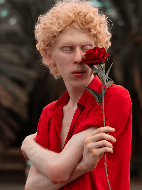 Redefining Gendered Fashion on the Red Carpet