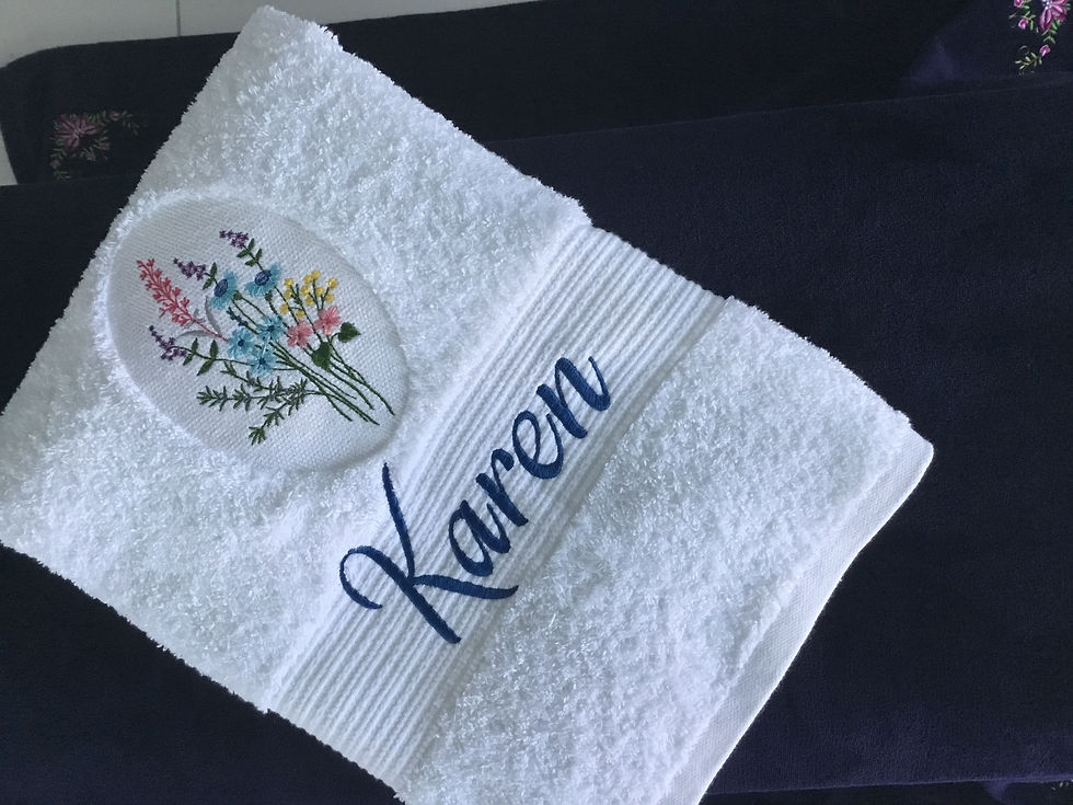 Thumbnail: Flower bouquet embroidered Towel