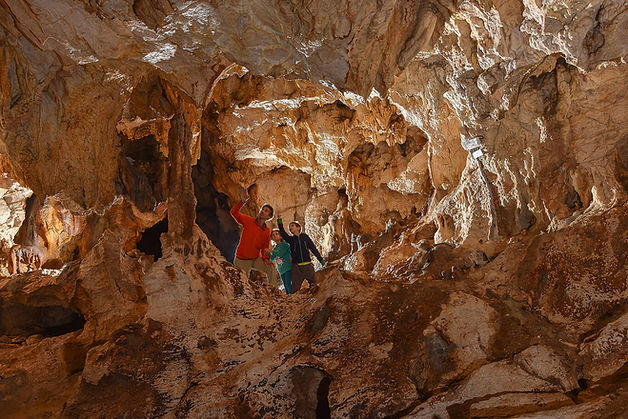 Grotte de thais.jpg