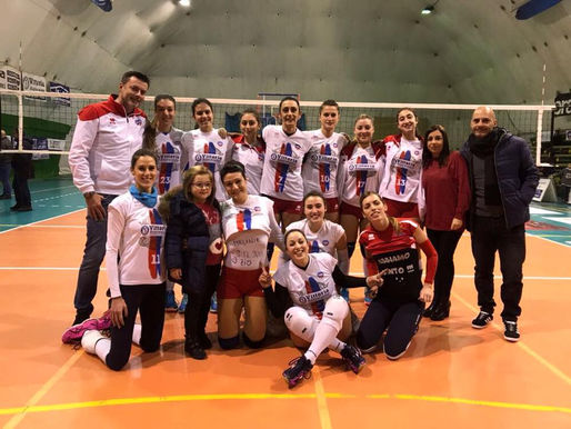 VITTORIA ASSICURAZIONI CASARANO, SUCCESSO AGEVOLE CON LA BEE VOLLEY LECCE!