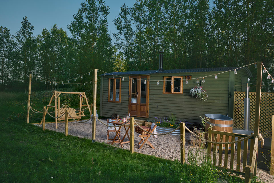 luxury lodge, shepherd's hut, cabin, hot tub, farm stay, yorkshire, York, Pocklington, retreat, darling woods, woodland retreat, airbnb, staycation, cabin, woodland cabin York, York, Pocklington, farmstay York, The Botanist York