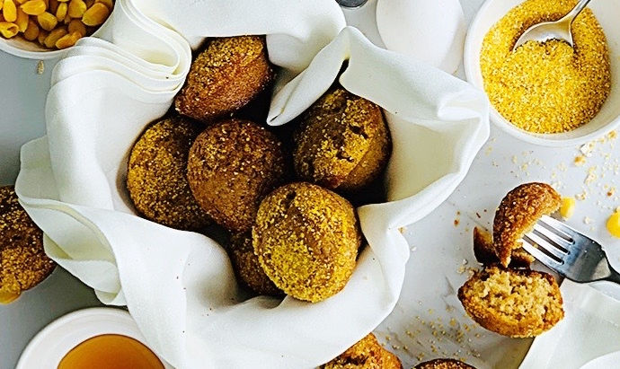 Healthy polenta muffins