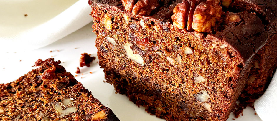 Healthy date walnut & coffee cake