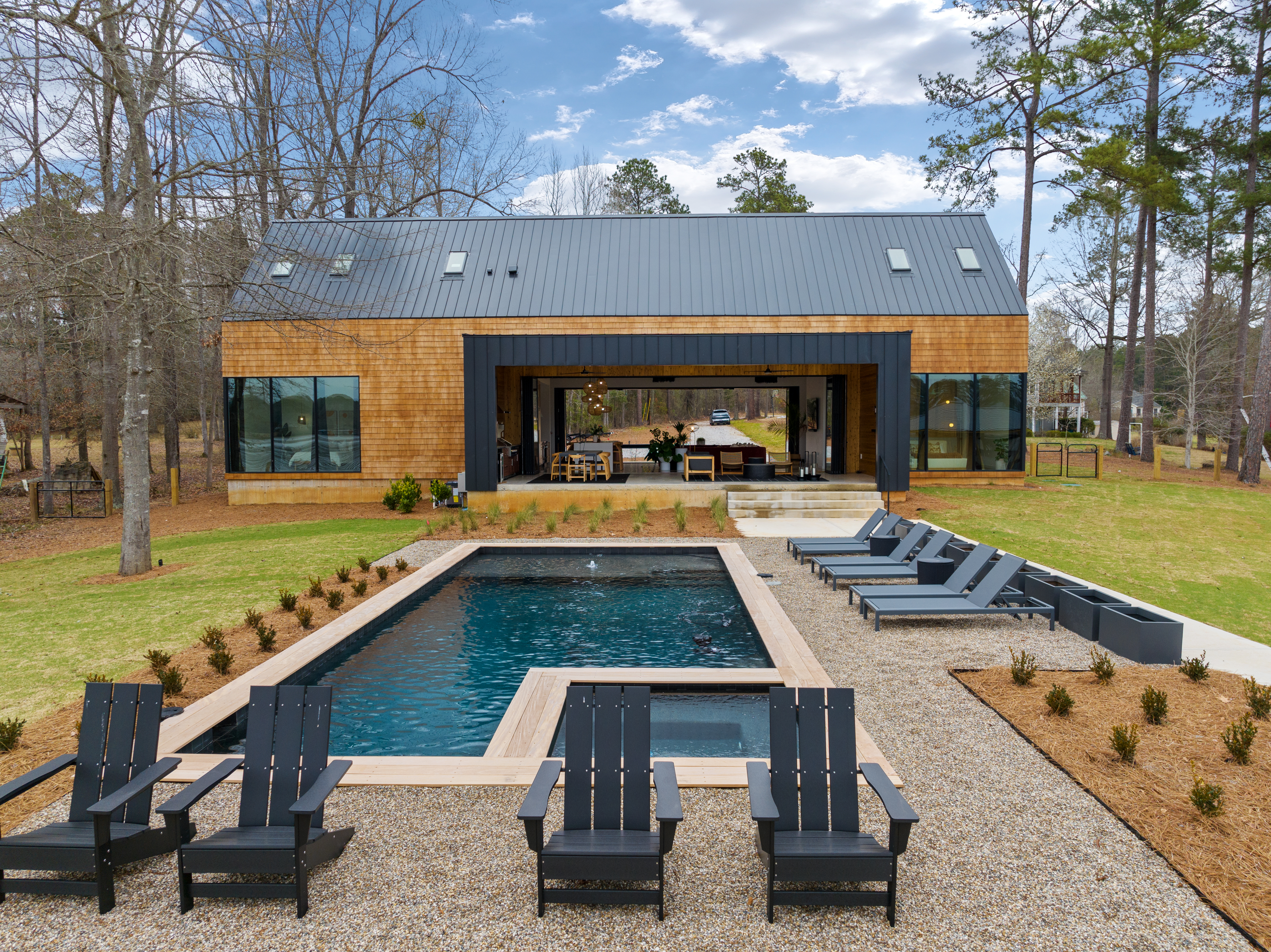 Vayhaus Lake Sinclair terrace and pool