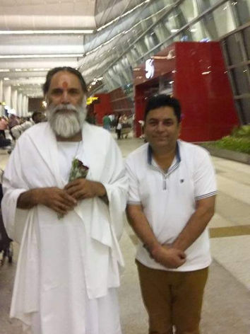 Pujye Gurudev Gitamanishi Swami Gyananand ji 