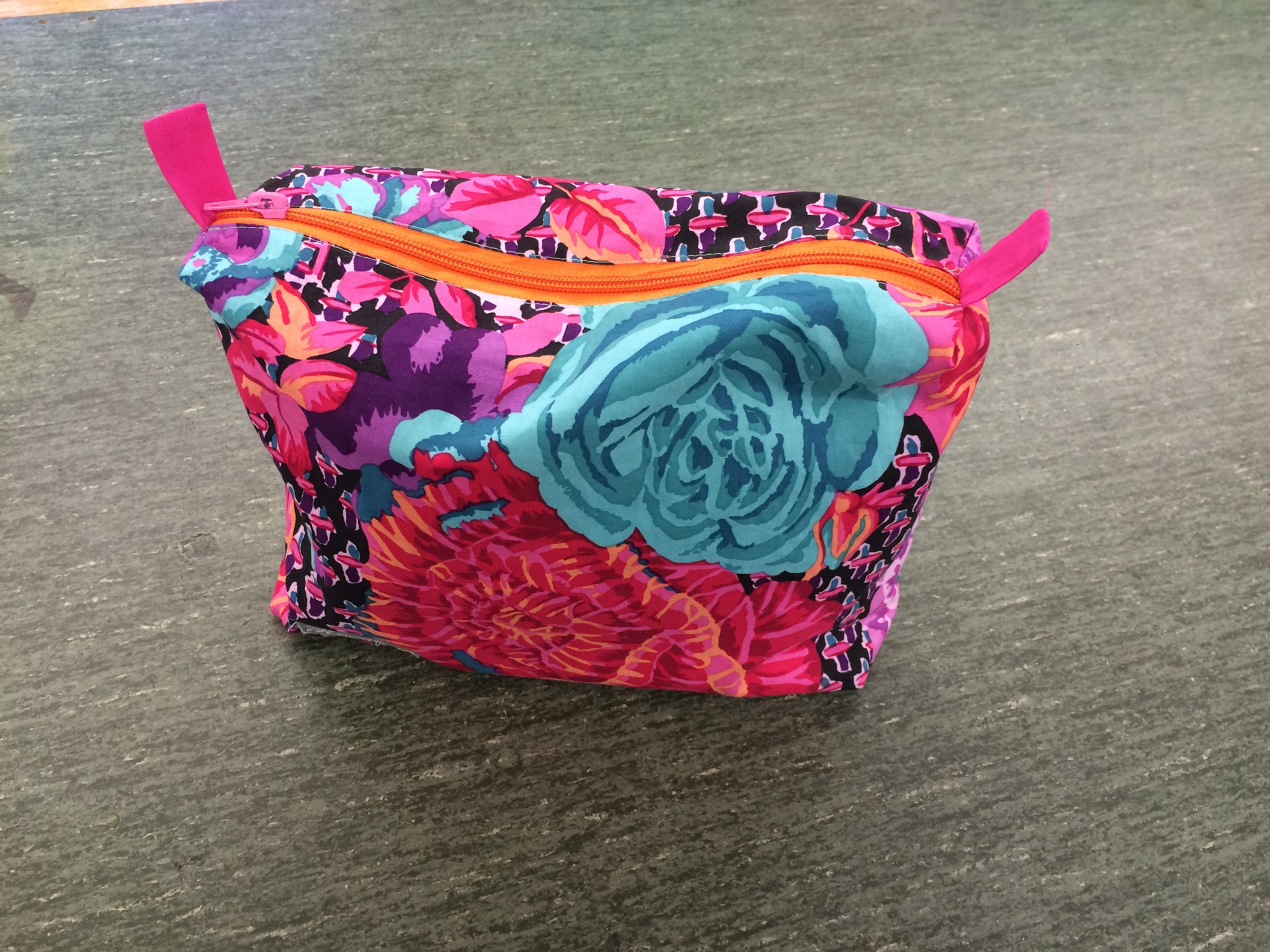 Etui für Nadelspitzen und Häkli