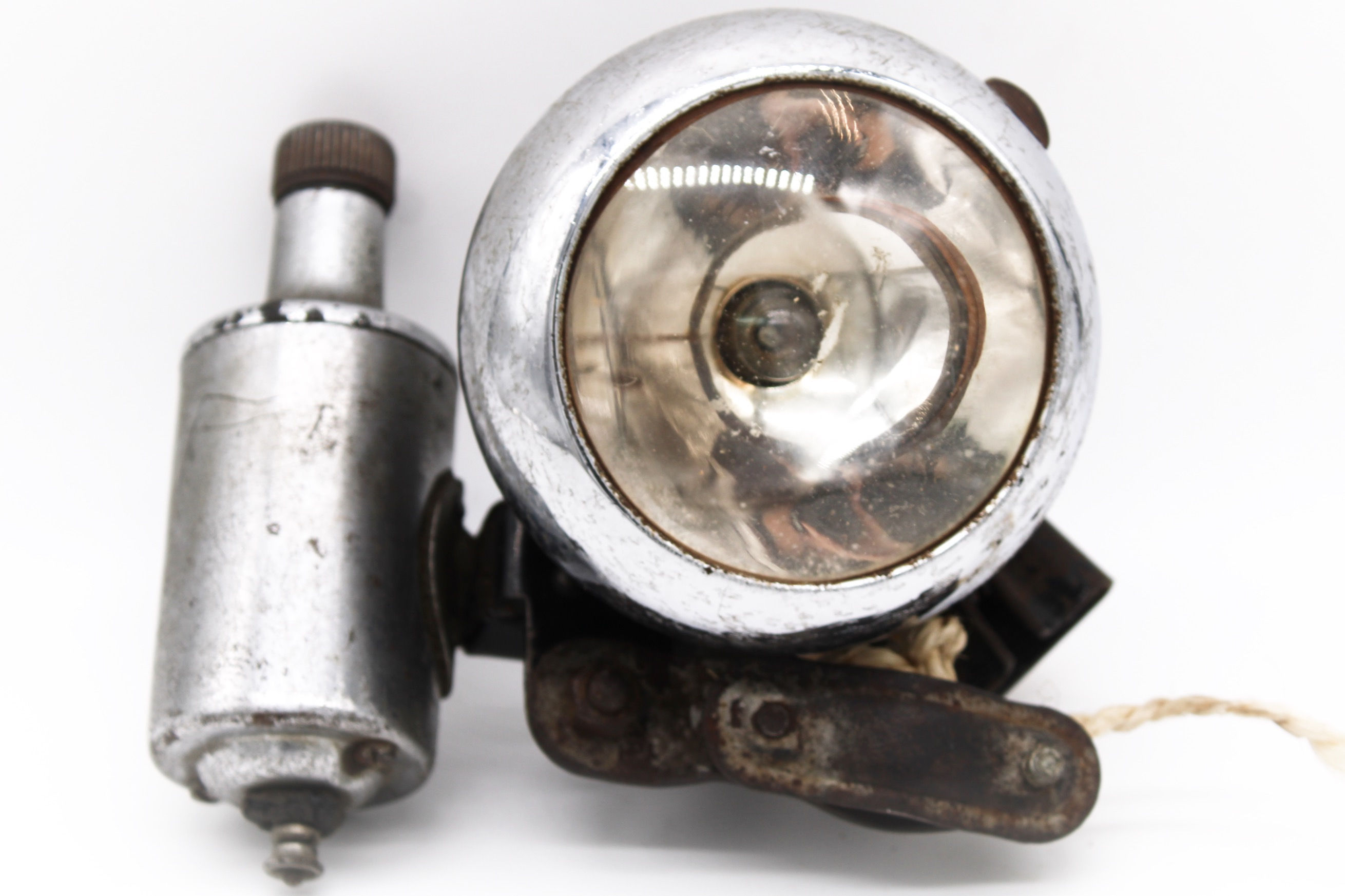 BOSCH DYNAMO EN VOORLAMP