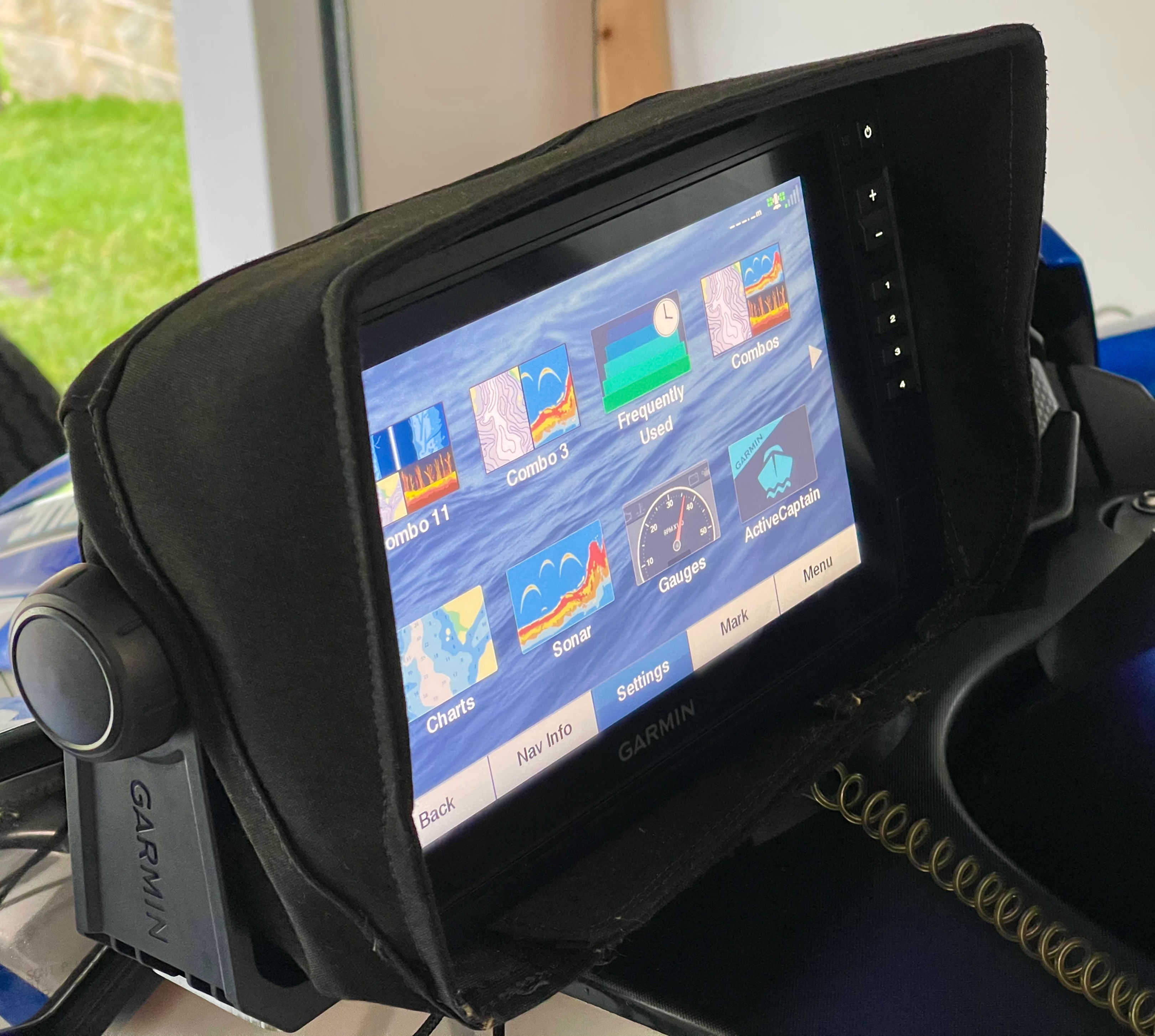 Fish Finder/Sounder  Extreme Sun & Salt Cover