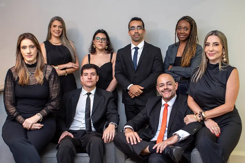 ferreira-wollny-advogados-juiz-de-fora-equipe.webp