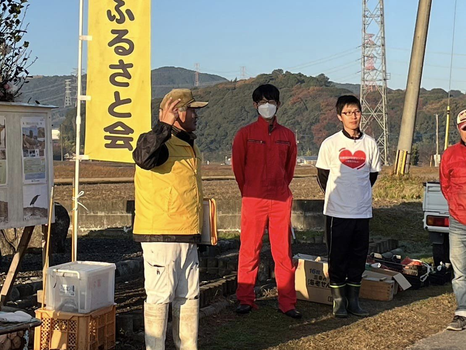 2013.12.10　チューリップの植え付け・コスモスの片付け・河川内自生樹の伐採　